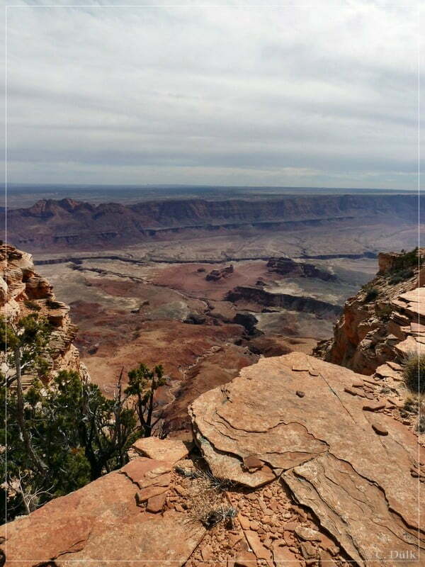 Powells Monument+Paria Needle, Vermilion Cliffs NM, AZ
